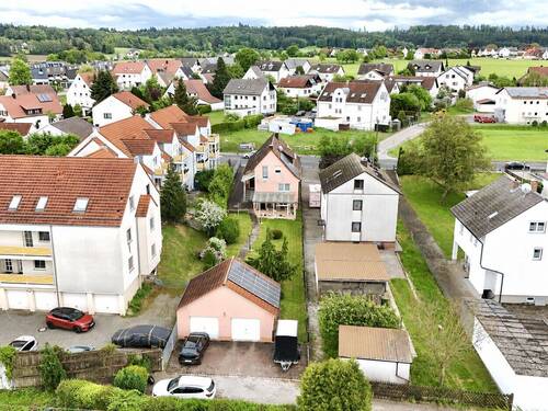 Drohnenansicht - 7 Zimmer Einfamilienhaus zum Kaufen in Diedorf