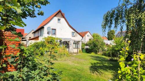 11 - GÜNSTIG **DÖRFLICHE LAGE** - 48.900,00 EUR Kaufpreis, ca.  137,40 m² Wohnfläche