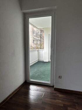 Zugang zum Balkon - 