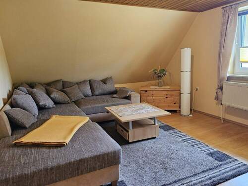 Wohn-Schlafzimmer DG - 