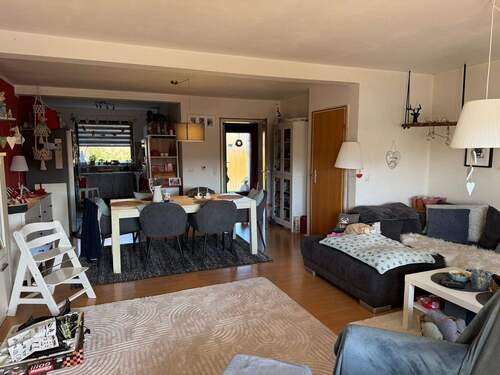 Wohnzimmer EG - Reihenmittelhaus mit 144,00 m&sup2; in Osterode am Harz zum Kaufen