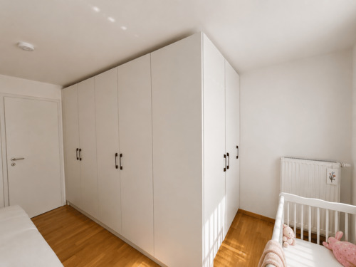 großer Einbauschrank - 