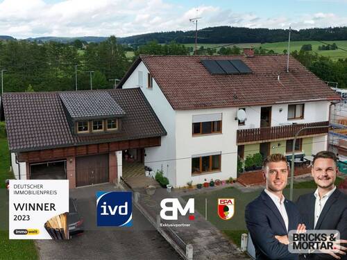 Titelbild - Ideal für Familien und Generationen - großzügiges Zweifamilienhaus in Mittelneufnach
