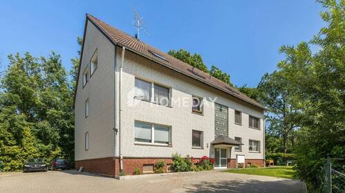 Außenansicht 1 (56) - Charmante 3-Zimmer-Dachgeschosswohnung mit Keller, Garage und schönem Ausblick