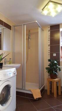 Dusche EG - 