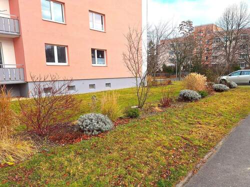 19 Außenanlagen.jpg - 