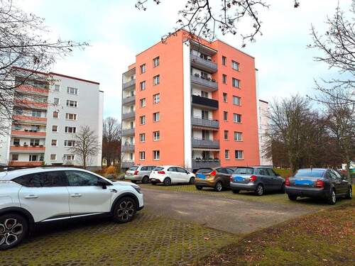 21 Parkplatz.jpg - 