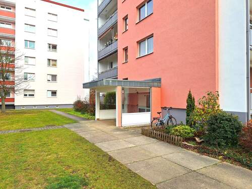 04 Eingangsbereich.jpg - Etagenwohnung mit 41,50 m² in Cottbus zum Kaufen