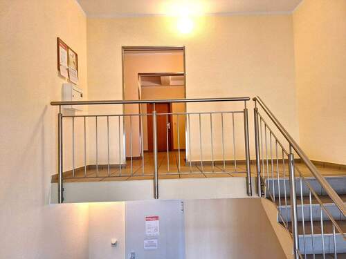 07 Treppenabgang KG.jpg - 