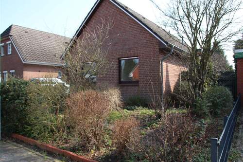 SEITENANSICHT - 4 Zimmer Einfamilienhaus zum Kaufen in Tostedt