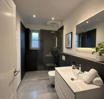 *** Schicke kernsanierte 2-3 Zimmer Wohnung im 1. OG*** - Krefeld Kempener Feld/Baakeshof