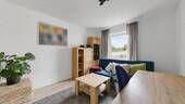 Wohnzimmer (mit KI nachbearbeitet) - 