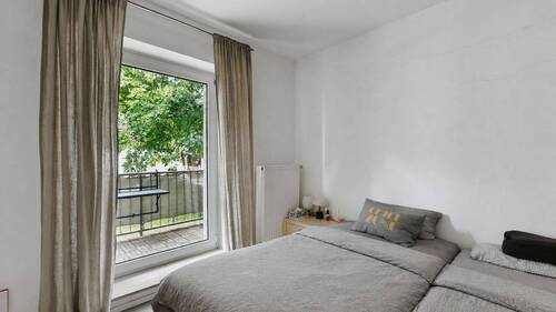 Schlafzimmer - 2 Zimmer Etagenwohnung in Augsburg