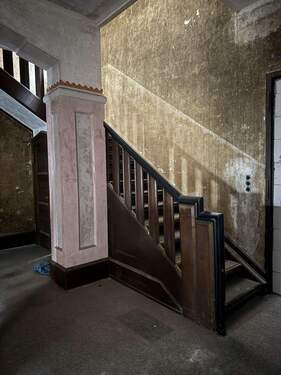 Eingang Verwaltungsgebäude - 