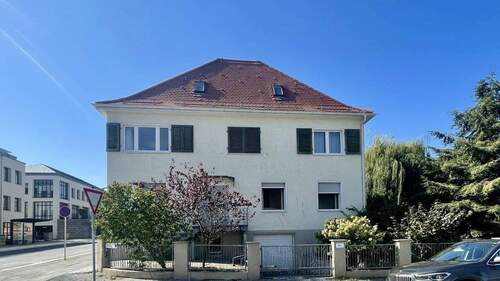 Hausansicht - 1 Zimmer Mehrfamilienhaus, Wohnhaus zum Kaufen in Kamenz