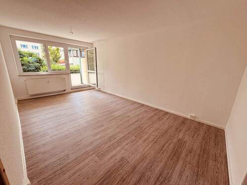 Beispielbild Wohnzimmer - 3 Zimmer Etagenwohnung zur Miete in Mühlhausen /Thüringen