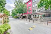 Hausansicht - 2,5 Zimmer - frisch renoviert - zentrale Lage