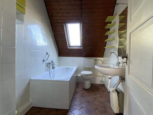 Badezimmer im DG - 