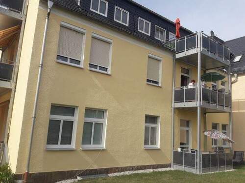 Hofseite - Etagenwohnung mit 77,90 m² in Limbach-Oberfrohna zur Miete