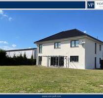 Neuwertiges Haus mit teilgewerblicher Nutzung! - Glinde