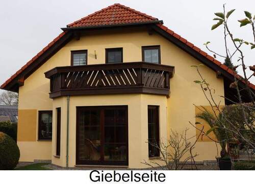 Giebelseite - 5 Zimmer Einfamilienhaus in Neuensalz