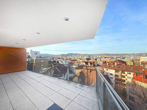 Balkon - 4 Zimmer Etagenwohnung zur Miete in Stuttgart