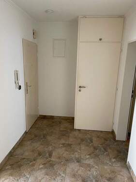 Flur.jpg - 2 Zimmer Etagenwohnung in Bremen