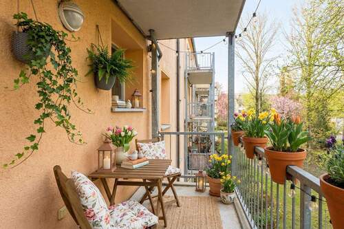 Balkon-(Einrichtung visualisiert) - 