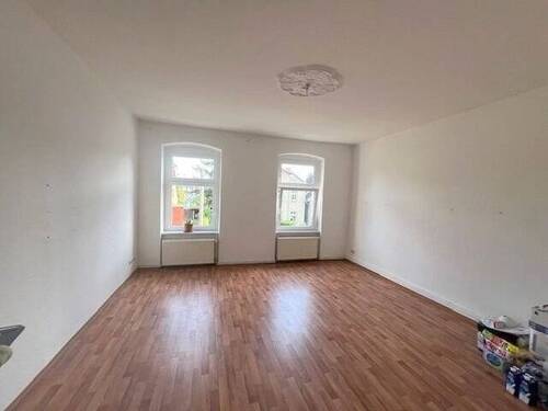 Zimmer 1 - Helle 3 Raumwohnung mit Gartenanteil und Kfz-Stellplatz