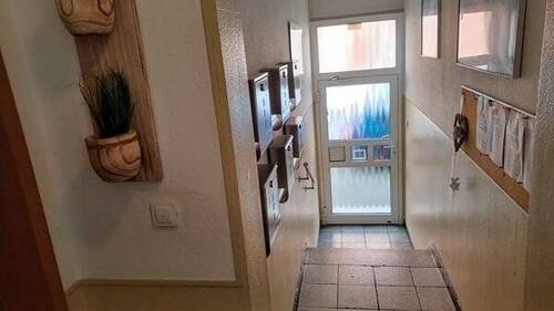 Hauseingangsbereich.jpg - 