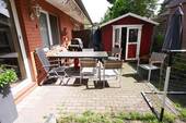 Terrasse u. Gartenhaus Haus 2 - 