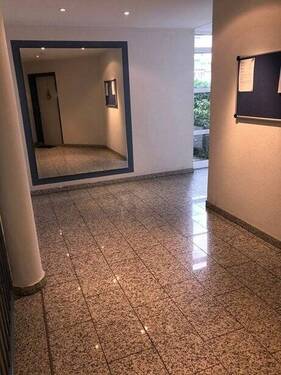 Hauseingangsbereich-1.jpg - 