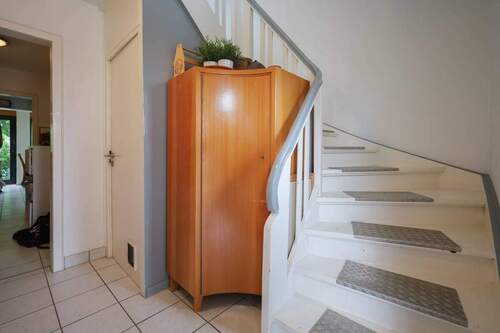 Hausflur_EG - Mehrfamilienhaus, Wohnhaus mit 119,20 m² in Langenfeld / Reusrath zum Kaufen