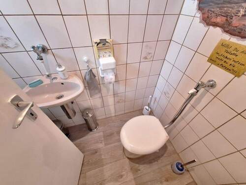 Gäste-WC EG - Doppelhaushälfte mit 110,00 m&sup2; in Hersbruck zum Kaufen