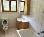Helles weißes Wannenbad - 