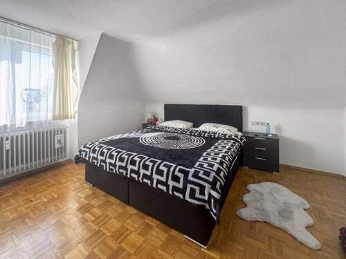 Schlafzimmer DG - 