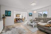 Wohnzimmer EG - 1 Zimmer Mehrfamilienhaus, Wohnhaus in Friedrichshafen