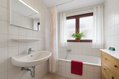 Badezimmer mit Tageslicht - 
