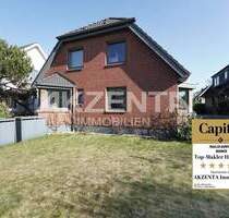 Beste Stadtlage für Familien -- EFH, 4,5 Zi., 2 Bäder, PV und großer Garten! - Hamburg / Rahlstedt