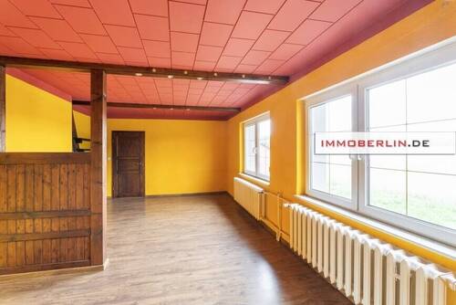 03 - 1 Zimmer Mehrfamilienhaus, Wohnhaus in Nuthe-Urstromtal