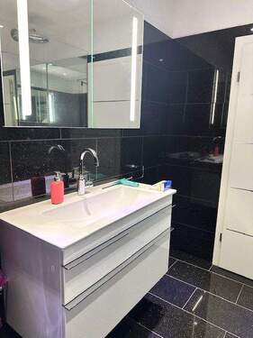 Bad - Etagenwohnung mit 150,00 m&sup2; in Friedrichsthal zum Kaufen