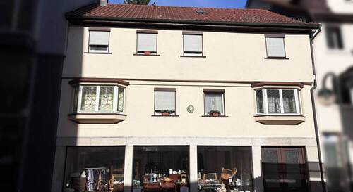 Außenbild - 6 Zimmer Einfamilienhaus zum Kaufen in Reutlingen