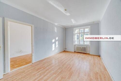 2 - 3 Zimmer Etagenwohnung in Berlin
