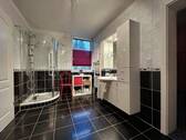 Badezimmer OG Haupthaus WE 2 - 