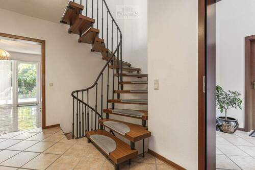 Eingangsbereich - 4 Zimmer Doppelhaushälfte in Kaltenkirchen