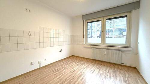 Küche - 3 Zimmer Etagenwohnung zum Kaufen in Duisburg