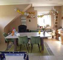 Sehr gemütliche Dreizimmerwohnung mit Gartenanteil - Würselen