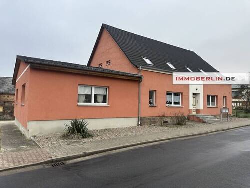 2 - Mehrfamilienhaus, Wohnhaus zum Kaufen in Parsteinsee