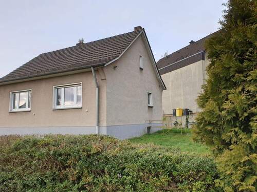 007.jpeg - amarc21 - freistehendes kl. Einfamilienhaus auf gr. Grundstück