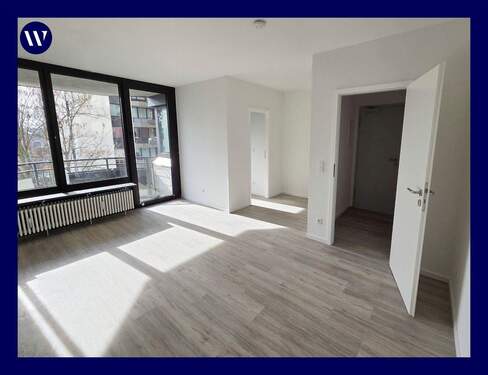 Wohnen Zug. Balkon - Renovierte 2-Zimmer-Wohnung mit neuem Boden, neuen Wänden, Balkon, Walk-In-Dusche, Aufzug